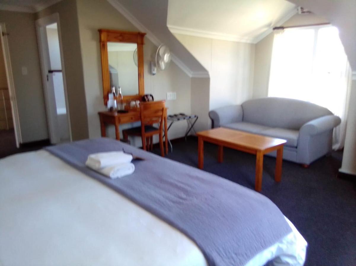 Blue Bay Lodge Saldanha Bay Exterior photo